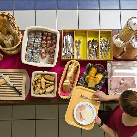 Le Lioran Отель 2*